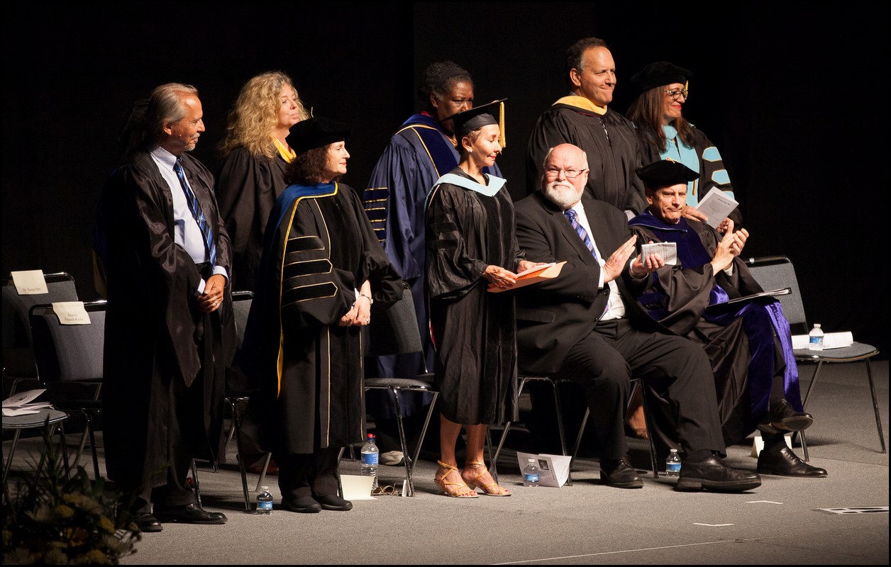 Amanda's College Grad SJSU-09.jpg