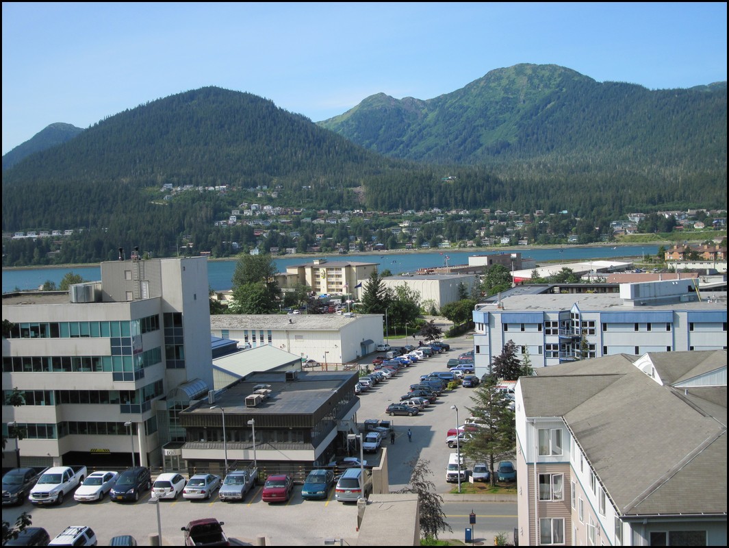 E Juneau 001.jpg