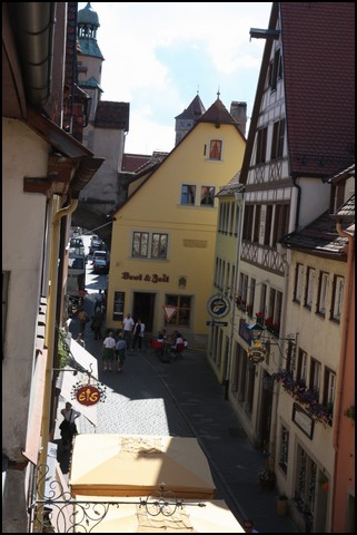 Rothenberg-03.JPG